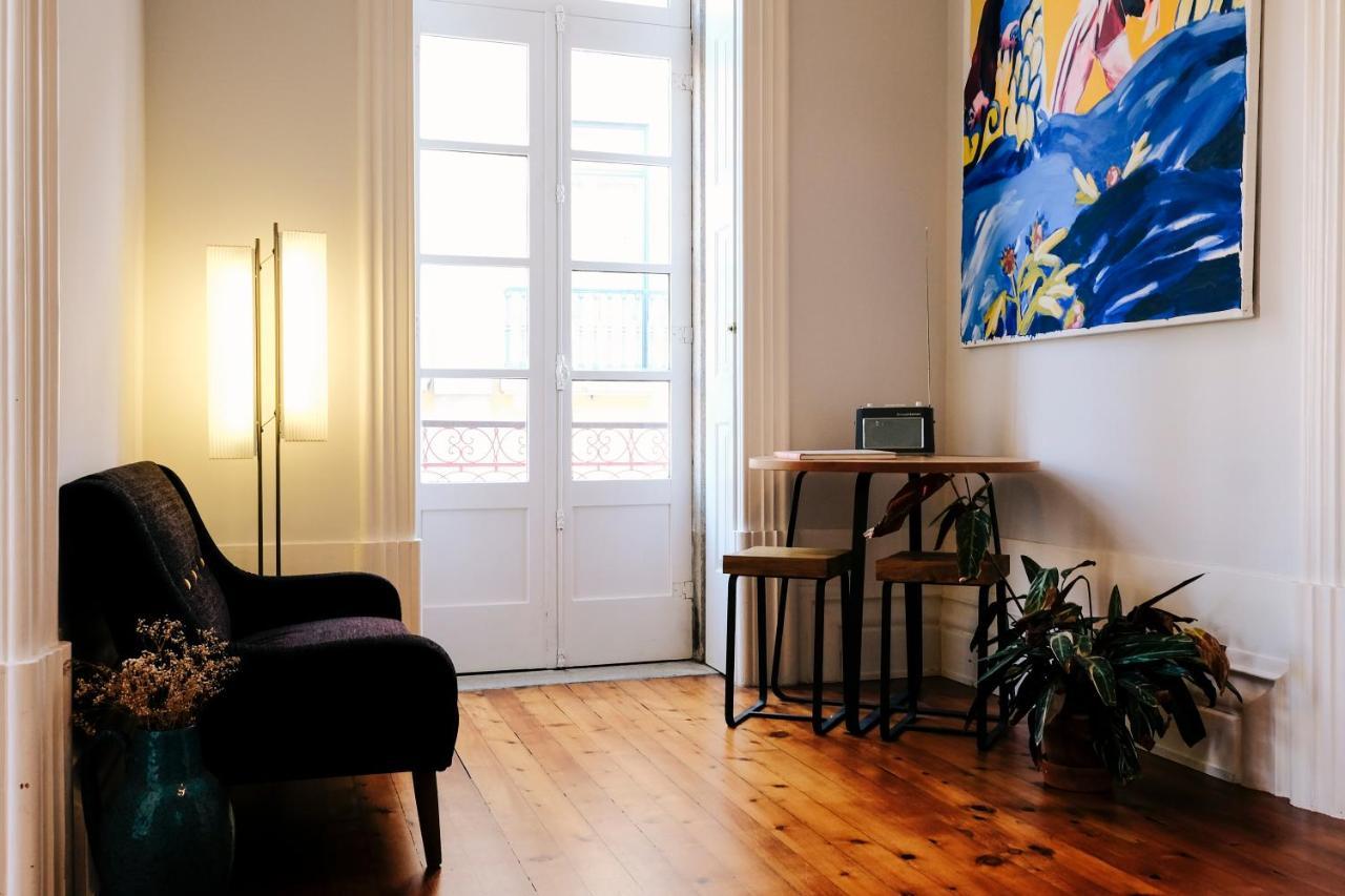 Dona Emilia Guest House & Studio Apartment Building Виана-ду-Каштелу Экстерьер фото
